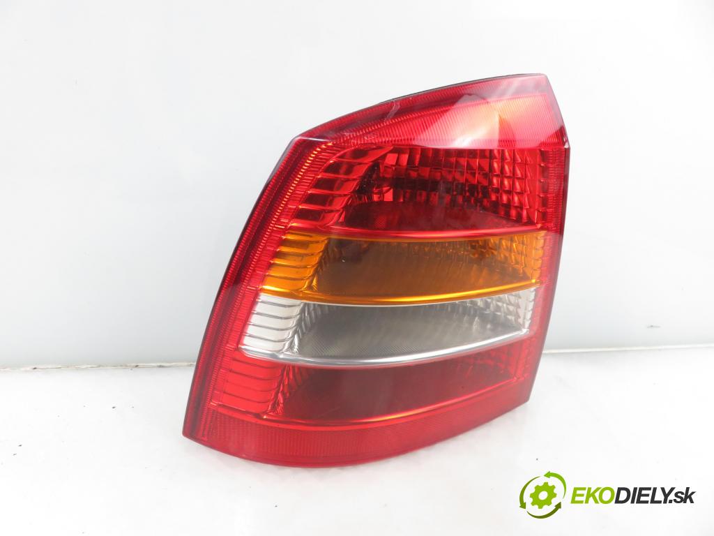 OPEL ASTRA G liftback (T98) HB 2001 62,00 1.6 - Z 16 SE 1598,00 světlo levé zadní 90521542