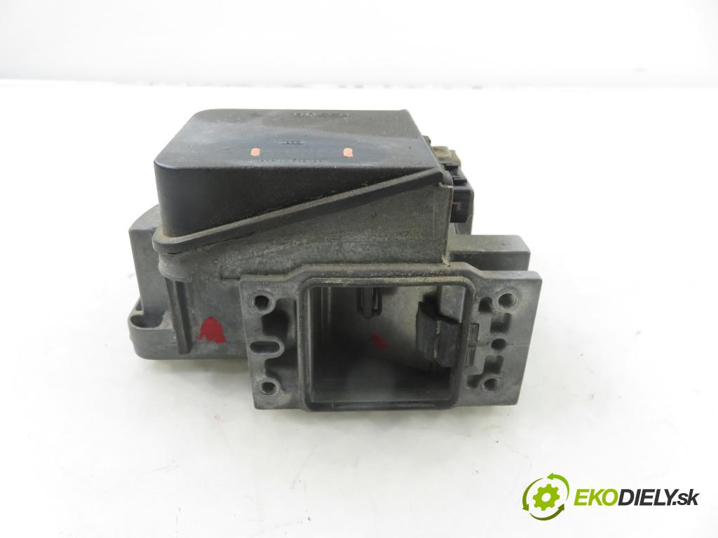 SEAT TOLEDO I (1L) LIFTBACK 1994 85,00 2.0 i - 2E 1984,00 váha vzduchu vzduchu 0280202130 ; 037906301C