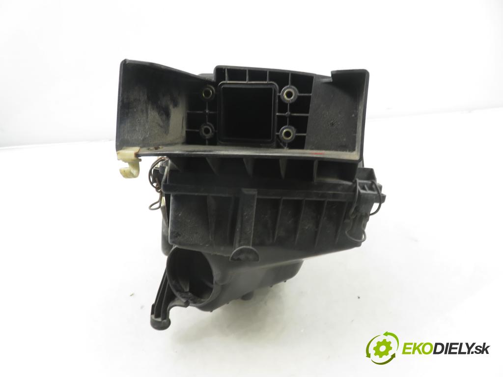 SEAT TOLEDO I (1L) LIFTBACK 1994 85,00 2.0 i - 2E 1984,00 Obal filtra vzduchu 1L0129607C ; 1L0129620 (Obal vzduchového filtra)