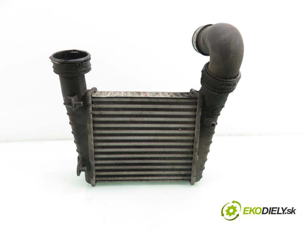 VW PASSAT B5.5 Variant (3B6) KOMBI 2004 100,00 2.0 TDI - BGW 1968,00 chladič intercooler 3B0145805D