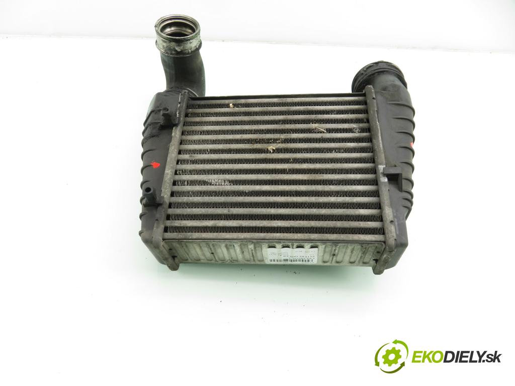 VW PASSAT B5.5 Variant (3B6) KOMBI 2004 100,00 2.0 TDI - BGW 1968,00 chladič intercooler 3B0145805D