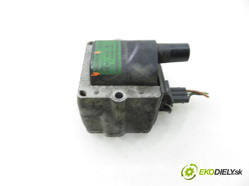 SEAT TOLEDO I (1L) LIFTBACK 1994 85,00 2.0 i - 2E 1984,00 cívka zapalovací 867905104A
