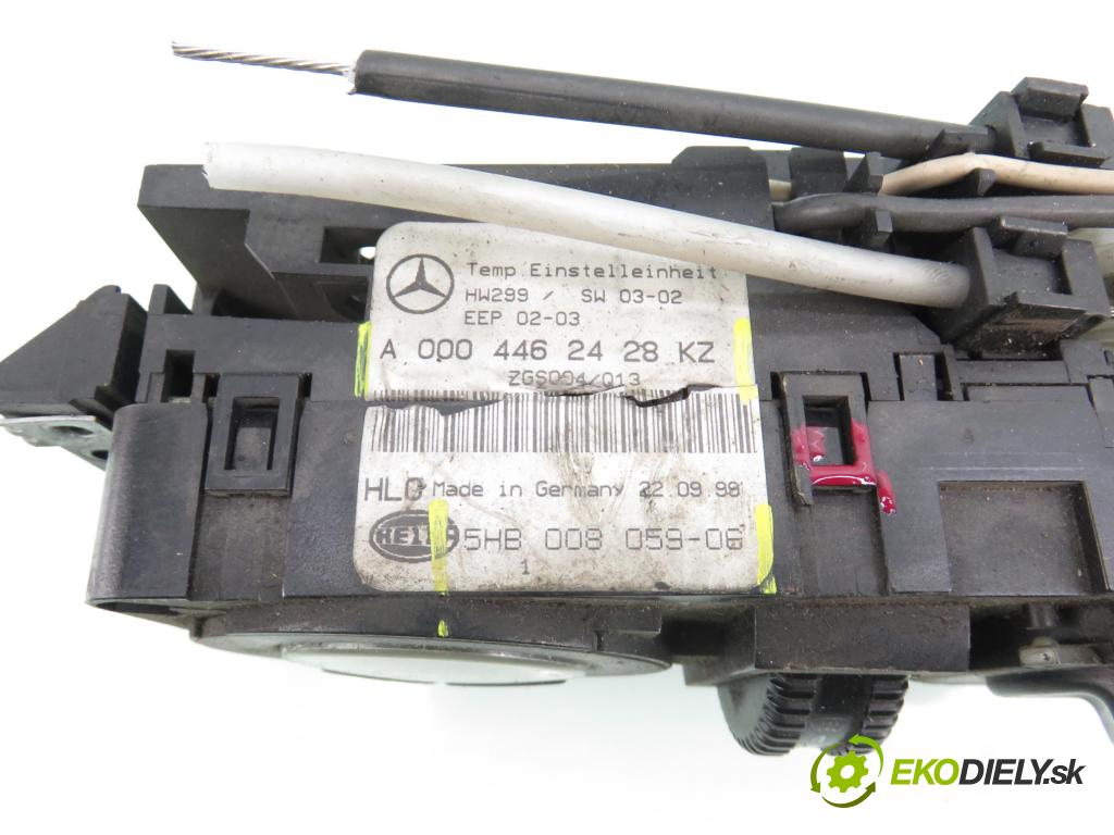 MERCEDES-BENZ VITO Autobus (638) BUS 1999 90,00 112 CDI 2.2 (638.194) - OM 611.980 2151,00 Panel topení KLIMATIZACE: 0004462428 ; 5HB00805906
