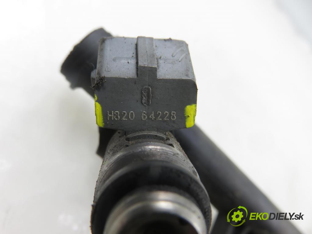 RENAULT ESPACE IV (JK0/1_) MINIVAN 2003 120,00 2.0 Turbo 163 - F4R 794 1998,00 lišta vstřikovací IWP098 ; H82064228 ; 8200053030 (Vstřikovací lišta)