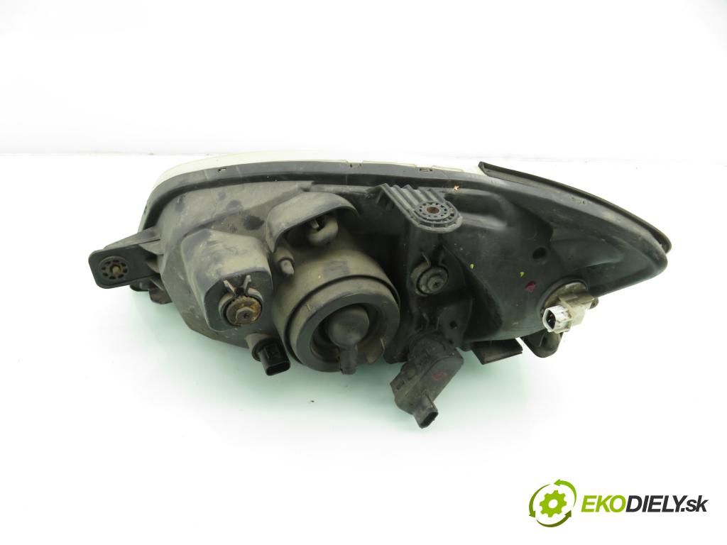 HYUNDAI GETZ (TB) HB 2002 60,00 1.3 i - G4EA 1341,00 světlo PP 921021CXXX