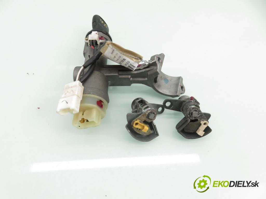 HYUNDAI GETZ (TB) HB 2002 60,00 1.3 12V 82 - G4EA 1341,00 spinačka / zámky