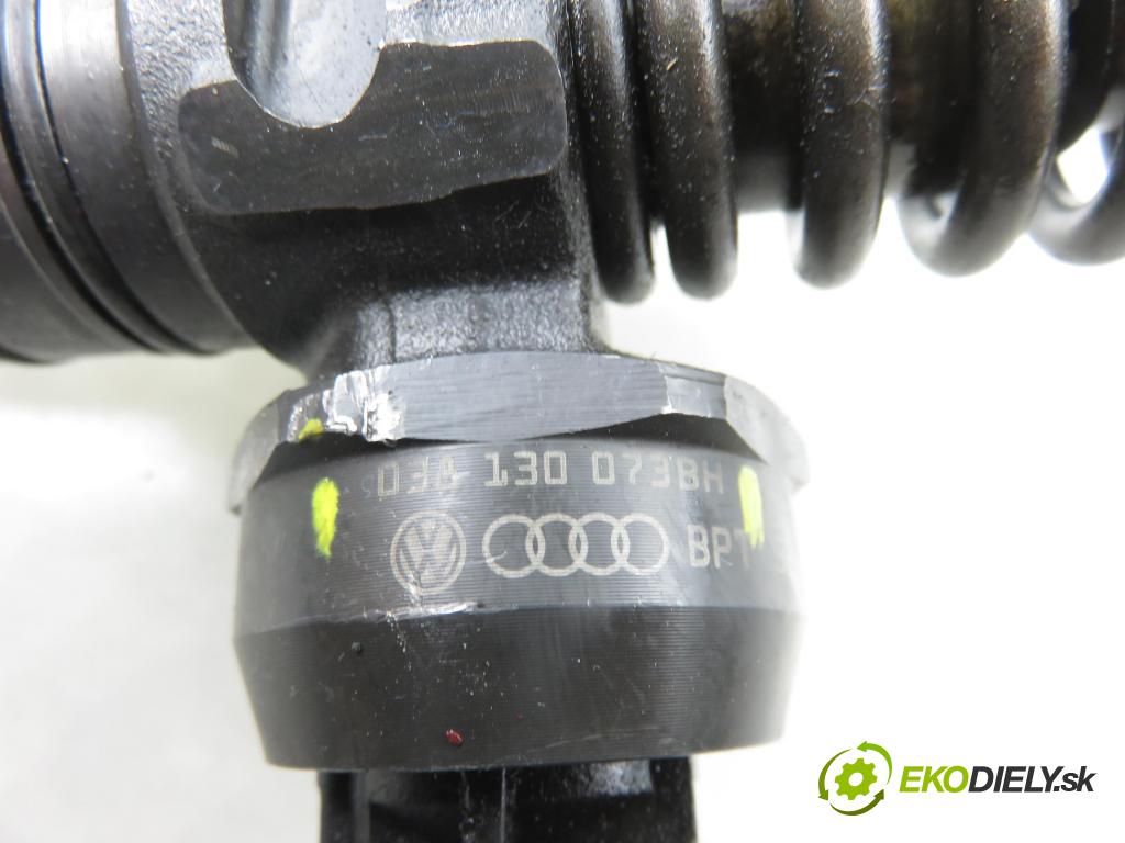 AUDI A4 (8EC, B7) SEDAN 2005 85,00 1.9 TDI - BKE 1896,00 Vstrekovač 038130073BH ; 0414720230 (Vstrekovač paliva)
