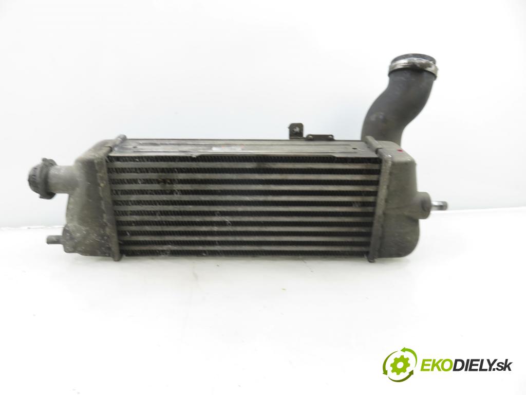 HYUNDAI i30 (FD) HB 2007 66,00 1.6 CRDi - D4FB 1582,00 chladič intercooler 282702A62X