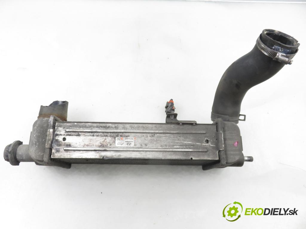 HYUNDAI i30 (FD) HB 2007 66,00 1.6 CRDi - D4FB 1582,00 chladič intercooler 282702A62X