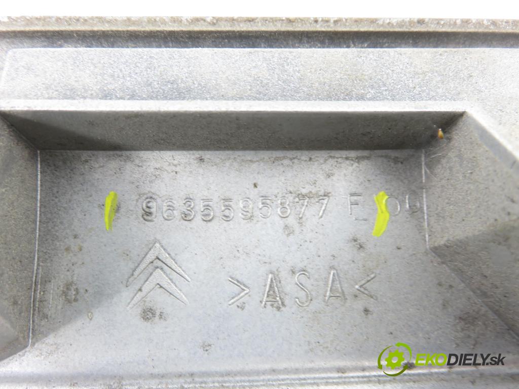 CITROEN XSARA PICASSO (N68) MINIVAN 2002 85,00 1.8 16V - 6FZ (EW7J4) 1749,00 zadní část - čelo dveří kufr 9635595877 ; 9635595877F