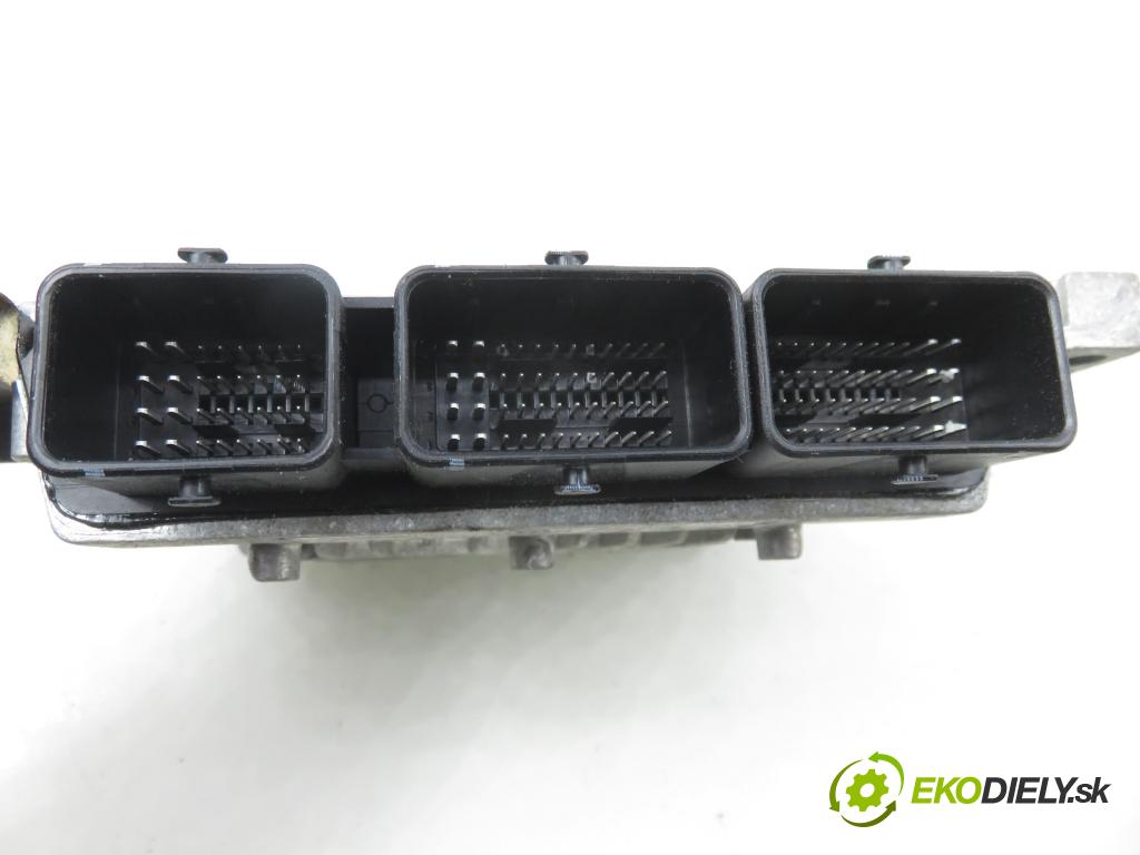 FORD MONDEO IV (BA7) LIFTBACK 2007 92,00 1.8 TDCi - KHBA 1753,00 řídící jednotka motora 5WS40591DT ; 7G9112A650PD