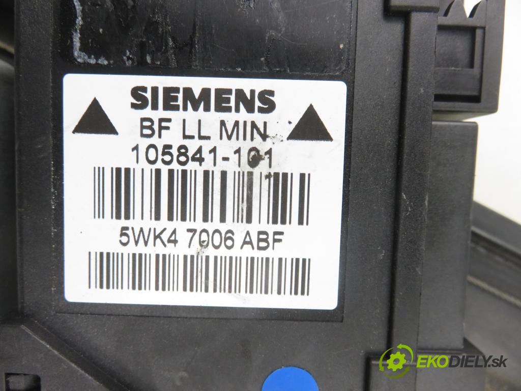 AUDI A4 (8E2, B6) SEDAN 2001 96,00 2 - ALT 1984,00 mechanismus oken PPE 5WK47006ABF