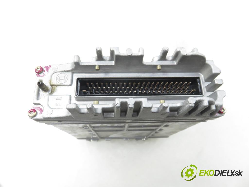AUDI A4 Avant (8D5, B5) KOMBI 1997 81,00 1.9 TDI - AFN 1896,00 Riadiaca jednotka Motor 028906021GN ; 0281001660
