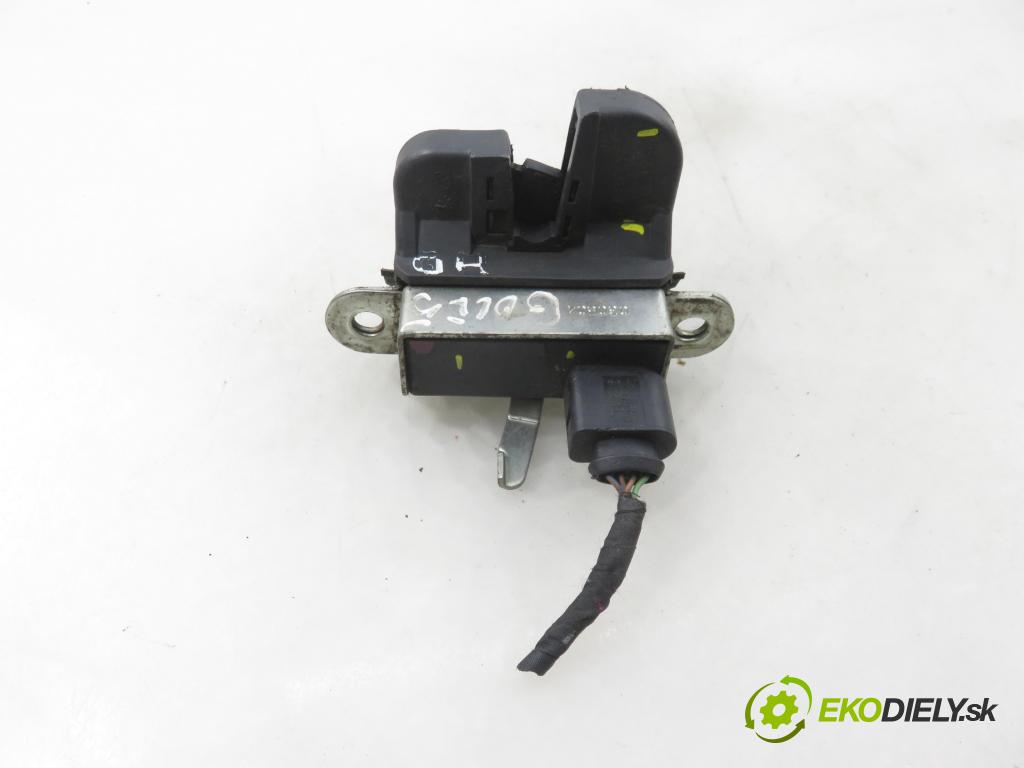 SEAT ALTEA (5P1) MINIVAN 2004 77,00 1.9 TDI PD 105 - BJB 1896,00 zámok dverí kufor EL. 1K6827505B