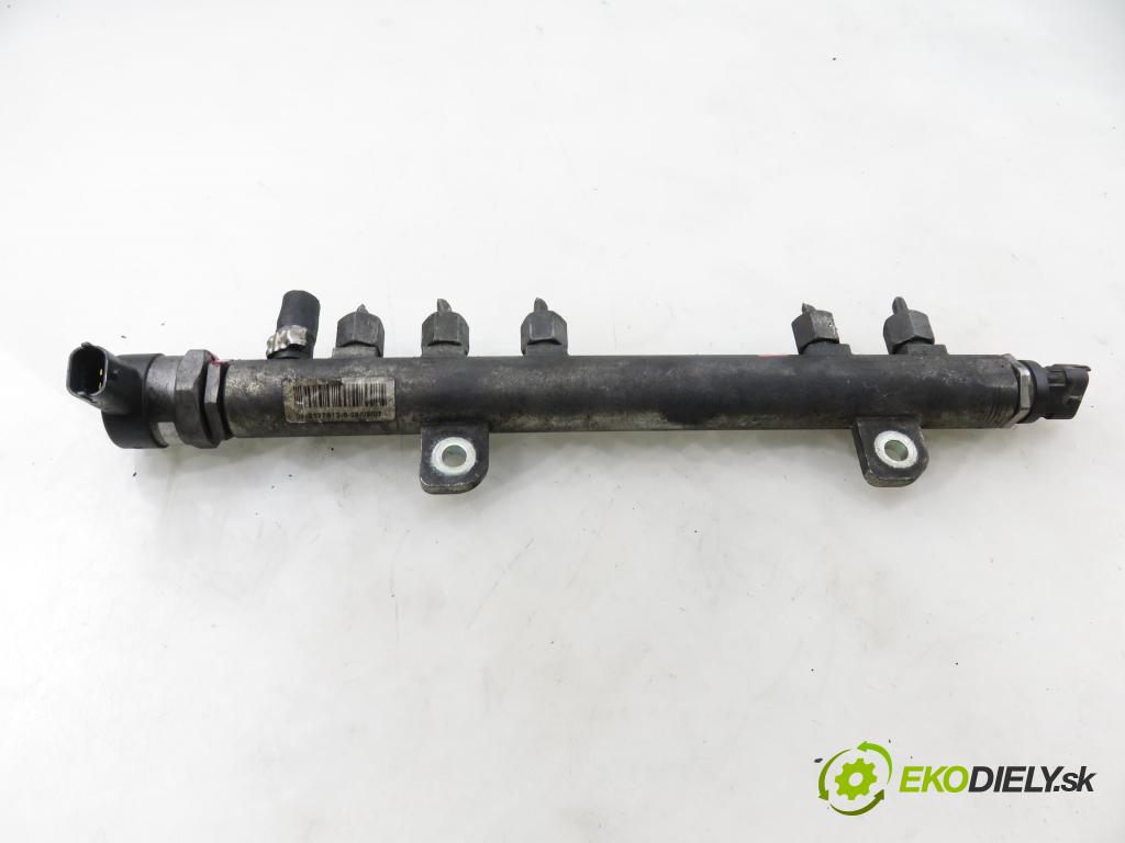 FIAT GRANDE PUNTO (199_) HB 2007 55,00 1.3 D Multijet - 199 A2.000 1248,00 lišta vstřikovací 55211906 ; 0445214086 ; 0281002507 (Vstřikovací lišta)