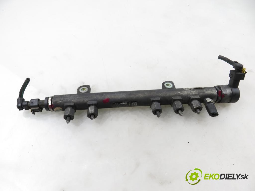 FIAT GRANDE PUNTO (199_) HB 2007 55,00 1.3 D Multijet - 199 A2.000 1248,00 lišta vstřikovací 55211906 ; 0445214086 ; 0281002507 (Vstřikovací lišta)