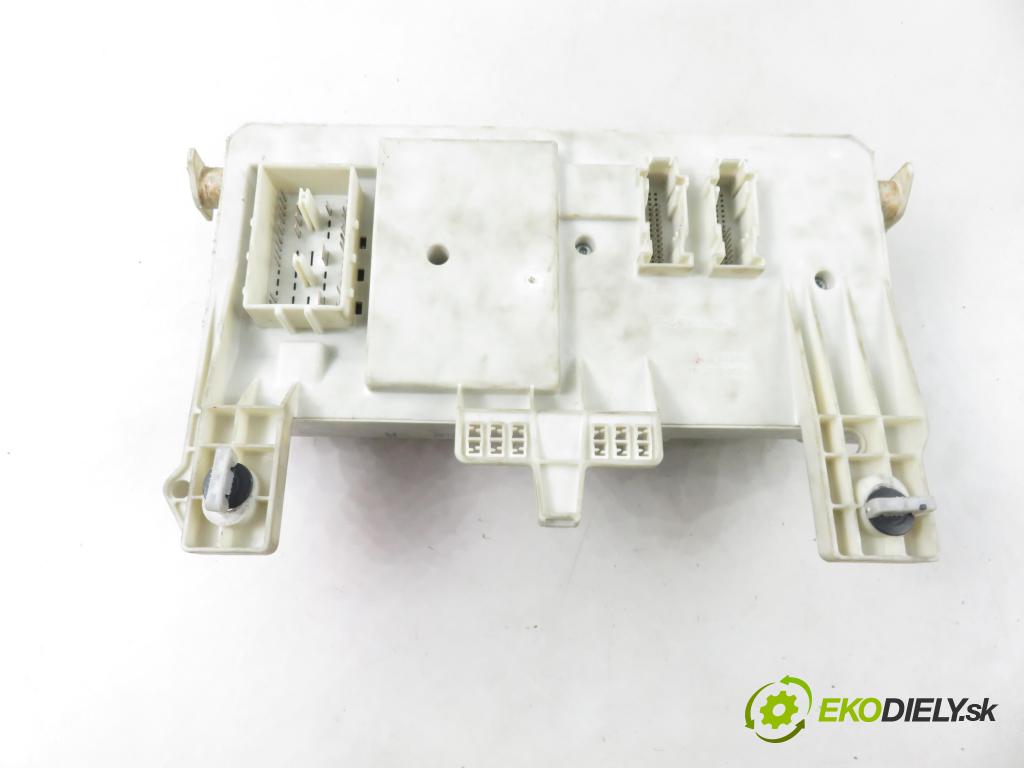 MAZDA 3 (BK) HB 2004 77,00 1.6 - B6ZE 1598,00 MODUL BSI BP4K66730C