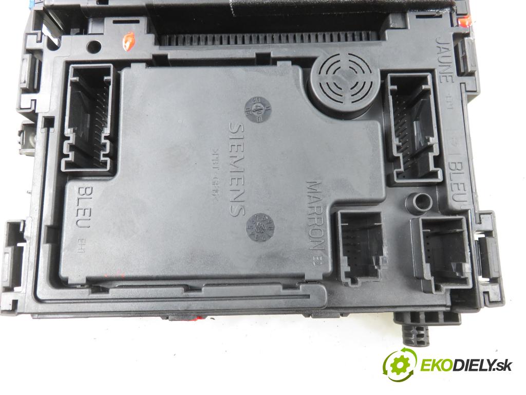PEUGEOT 206 liftback (2A/C) HB 2000 55,00 1.4 i - KFW (TU3JP) 1360,00 MODUL BSI 9626460880 ; S105872300G