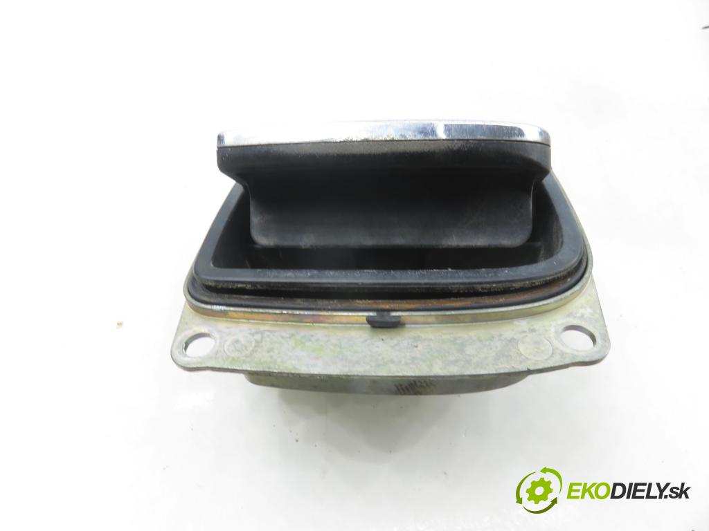 SEAT ALTEA (5P1) MINIVAN 2004 77,00 1.9 TDI - BJB 1896,00 klika dveří kufr 5P0827565C