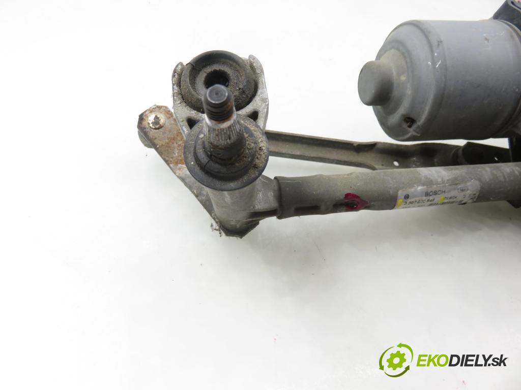 SEAT ALTEA (5P1) MINIVAN 2004 77,00 1.9 TDI - BJB 1896,00 MECHANISMUS/ motorek stěračů 5P0955024C ; 3397020646 ; 5P0955120A