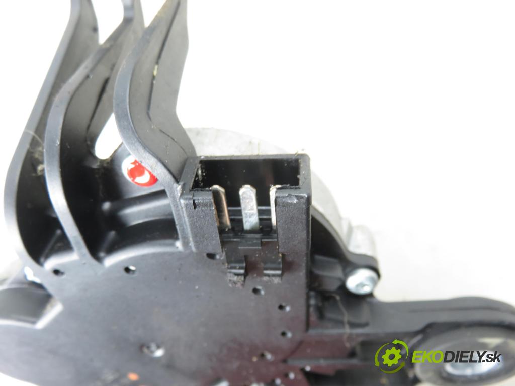OPEL ASTRA H GTC (L08) HB 2007 66,00 1.4 - Z 14 XEP 1364,00 Motorček stierače zadné 0390201591 ; 13105981