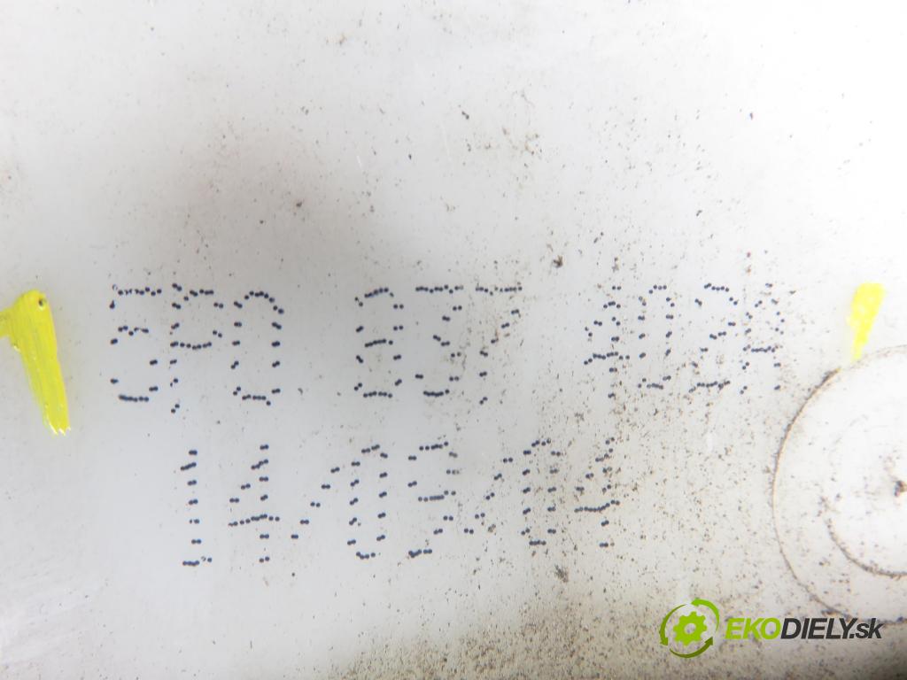 SEAT ALTEA (5P1) MINIVAN 2004 77,00 1.9 TDI PD 105 - BJB 1896,00 Mechanizmus okien 1K0959792D ; 5P0837402A ; 1T0959702A