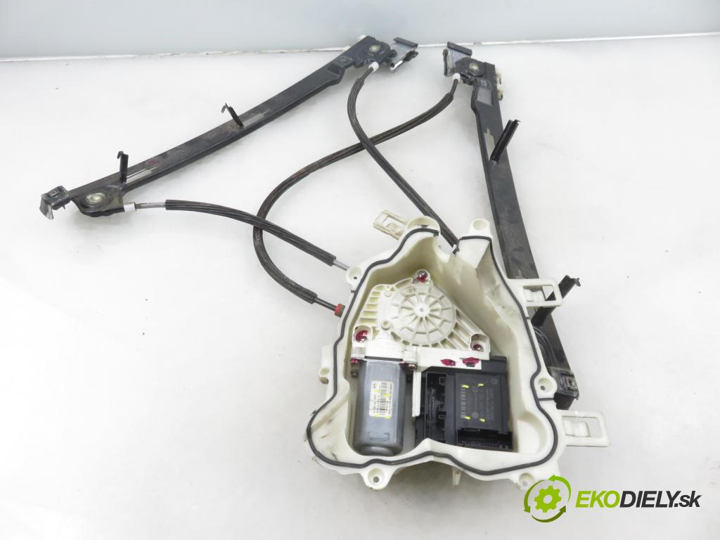 SEAT ALTEA (5P1) MINIVAN 2004 77,00 1.9 TDI PD 105 - BJB 1896,00 Mechanizmus okien 1K0959792D ; 5P0837402A ; 1T0959702A