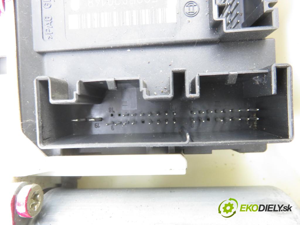 SEAT ALTEA (5P1) MINIVAN 2004 77,00 1.9 TDI PD 105 - BJB 1896,00 Mechanizmus okien 1K0959793D ; 5P0837401A ; 1T0959701A
