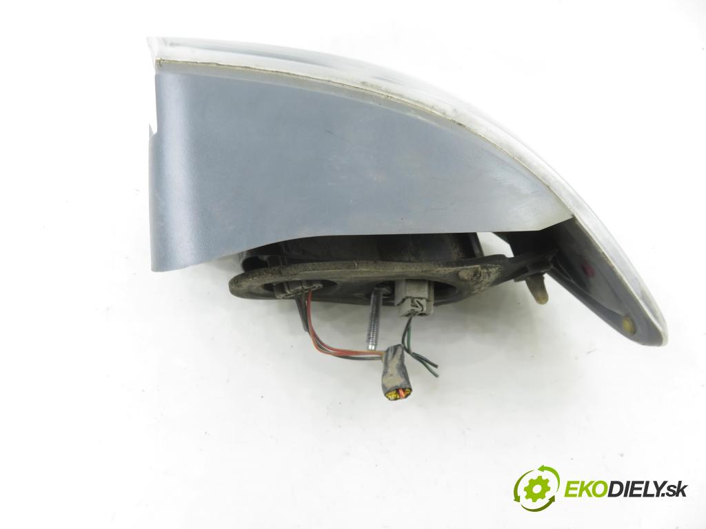 MAZDA 2 (DY) HB 2006 50,00 1.4 CD - F6JA 1399,00 Svetlo ľavé zadné 6M7113405AF