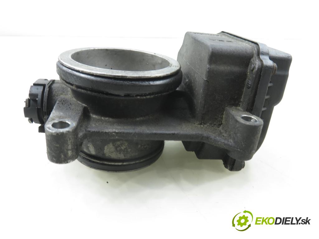 RENAULT MEGANE II (BM0/1_, CM0/1_) HB 2003 60,00 1.4 16V - K4J 732 1390,00 škrtíci klapka 8200063652 ; 8200123061 ; 408239822001 (Škrticí klapka)