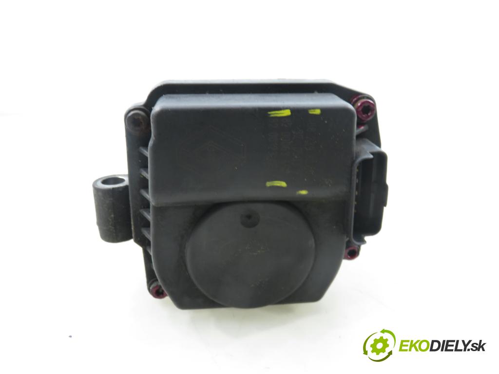 RENAULT MEGANE II (BM0/1_, CM0/1_) HB 2003 60,00 1.4 16V - K4J 732 1390,00 škrtíci klapka 8200063652 ; 8200123061 ; 408239822001 (Škrticí klapka)