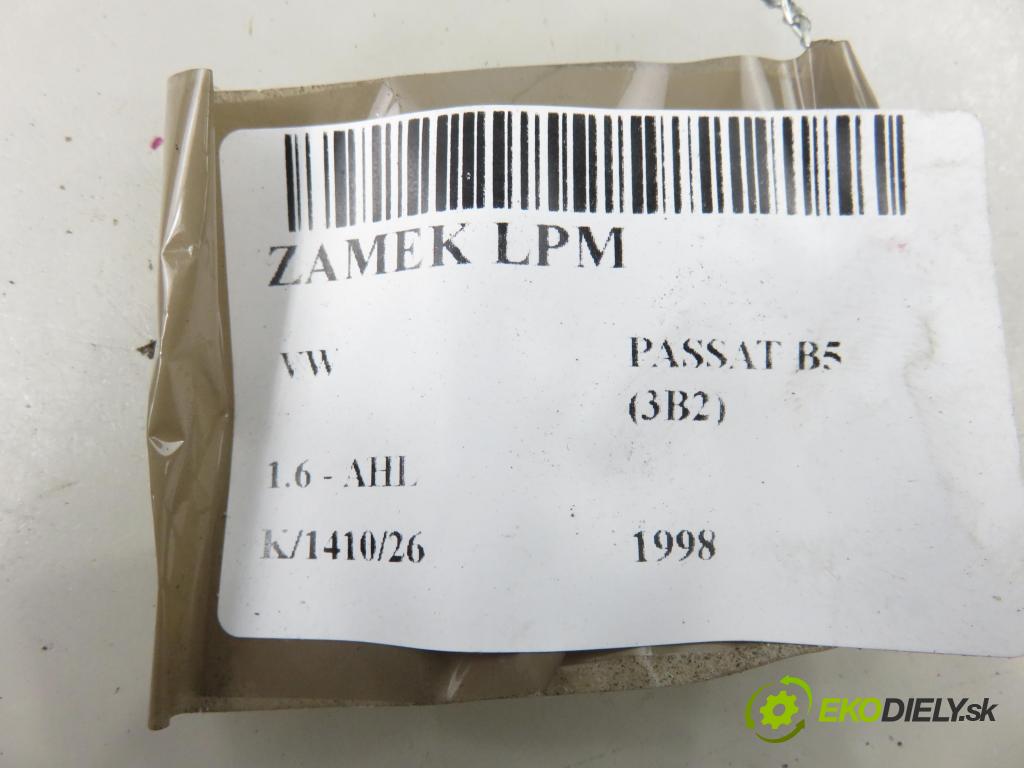 VW PASSAT B5 (3B2) SEDAN 1998 74,00 1.6 - AHL 1595,00 zámok 6X1837013H