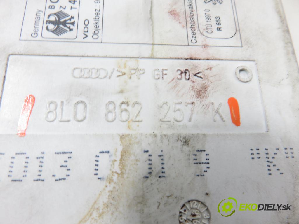 AUDI A3 (8L1) HB 1999 92,00 1.8 - AGN 1781,00 motorek zámku centrálního 8L0862257K