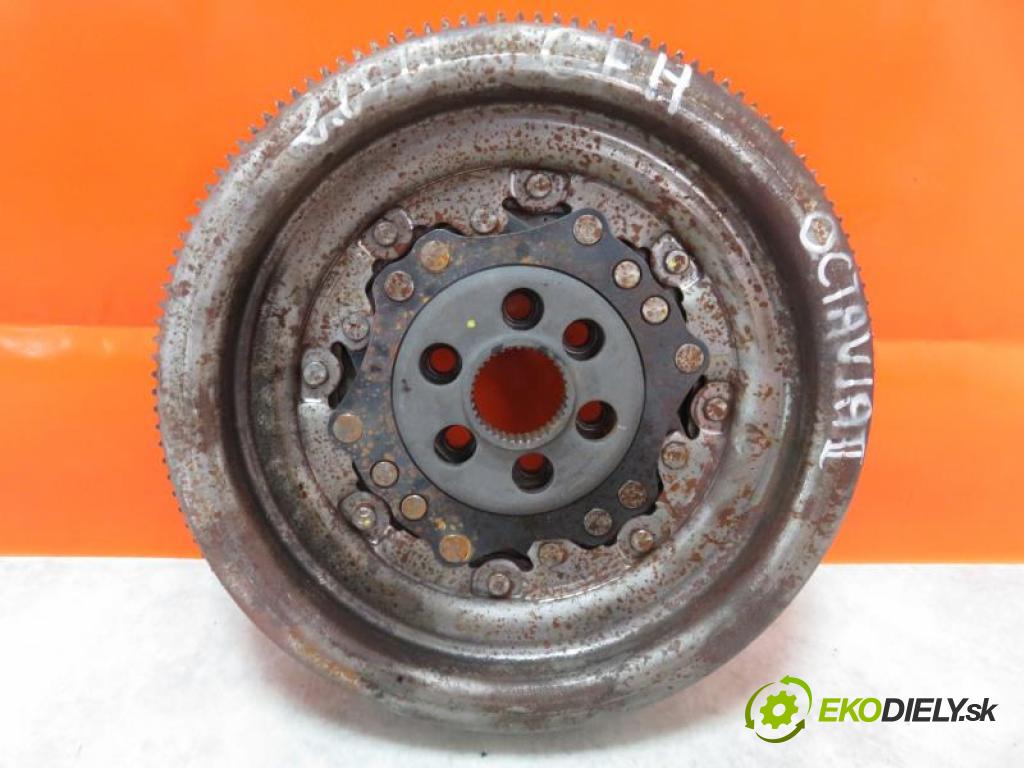 SKODA OCTAVIA II 2.0 TDI 16V CFHC, BKD, CLCB  Tiptronic 103 kW 140 km  Koleso dvojhmota 03L105266DE (Dvojhmotné zotrvačníky)