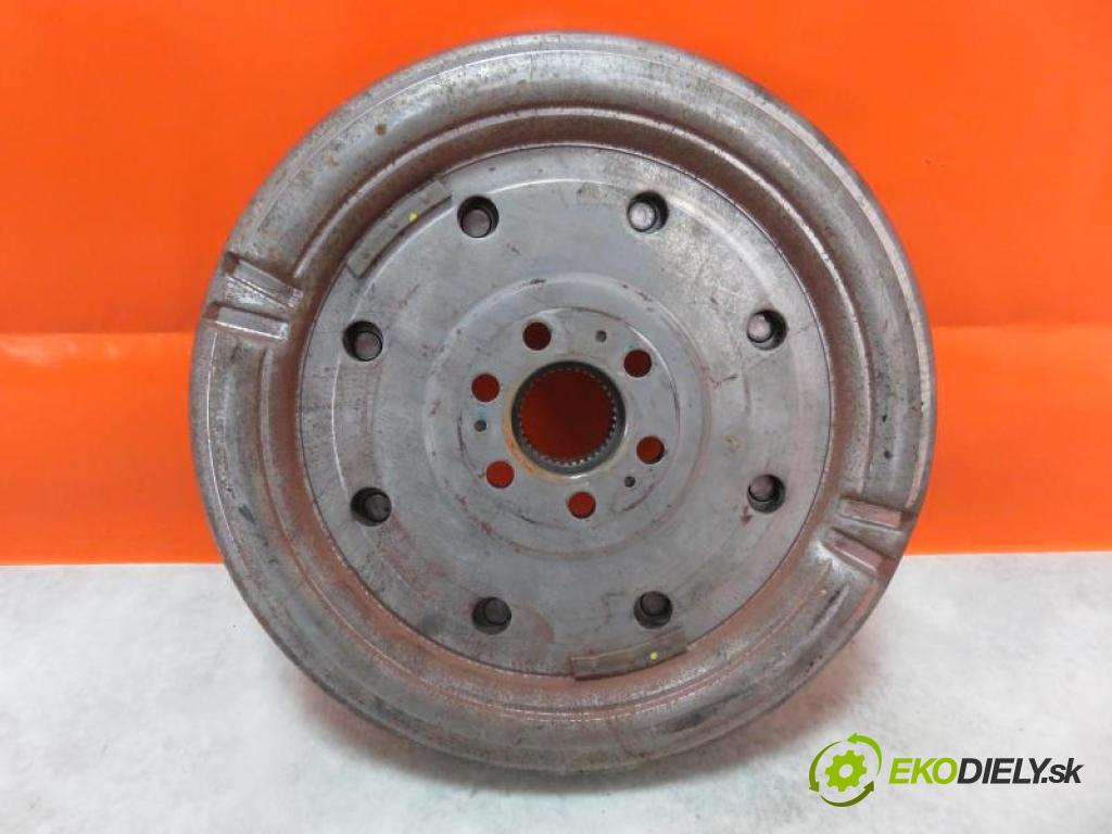 SKODA OCTAVIA II 2.0 TDI 16V CFHC, BKD, CLCB  Tiptronic 103 kW 140 km  Koleso dvojhmota 03L105266DE (Dvojhmotné zotrvačníky)