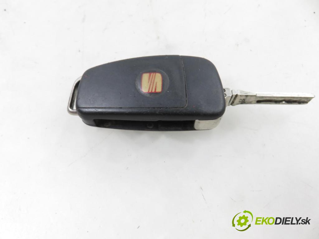 SEAT EXEO (3R2) SEDAN 2010 105,00 2.0 TDI CR 143 - CAGA 1968,00 spínačka 4B0905851Q (Spínací skříňka)