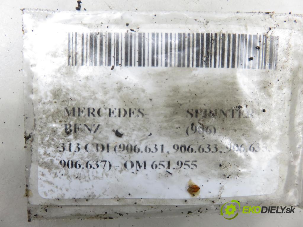 MERCEDES-BENZ SPRINTER 3,5-t Skrzynia (906) FURGON 2011 95,00 313 CDI (906.631, 906.633, 906.635, 906.637) - OM 2143,00 chladič servočerpadlo 9064660124