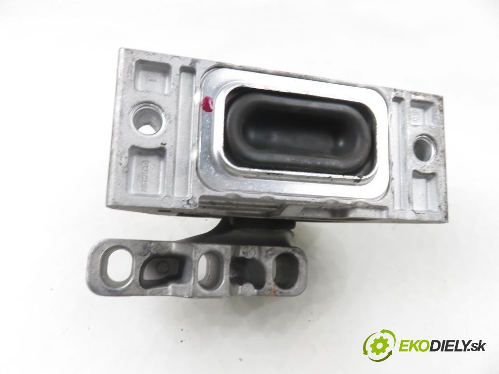 AUDI A3 (8L1) HB 1999 92,00 1.8 - AGN 1781,00 AirBag motora 15908