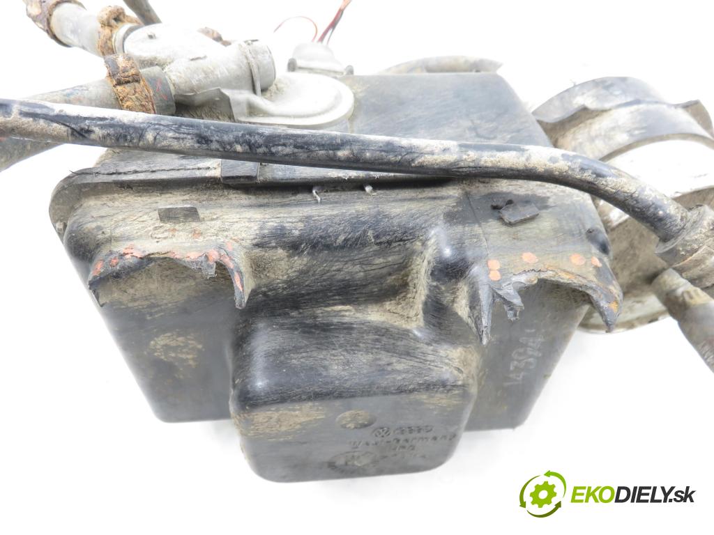 SEAT TOLEDO I (1L) LIFTBACK 1994 85,00 2.0 i - 2E 1984,00 Pumpa paliva 0580453914 ; 191906090