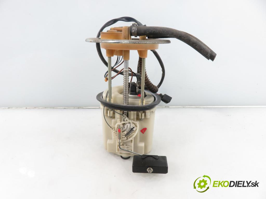 MERCEDES-BENZ KLASA A (W168) HB 1996 75,00 1.6 102 A 160  M 166.960 1598,00 pumpa paliva A1684701494 ; 72281000