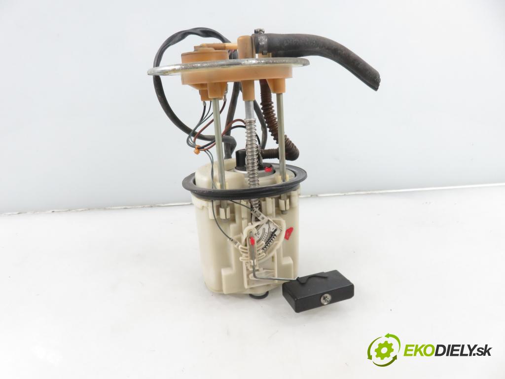 MERCEDES-BENZ KLASA A (W168) HB 1996 75,00 1.6 102 A 160  M 166.960 1598,00 pumpa paliva A1684701494 ; 72281000