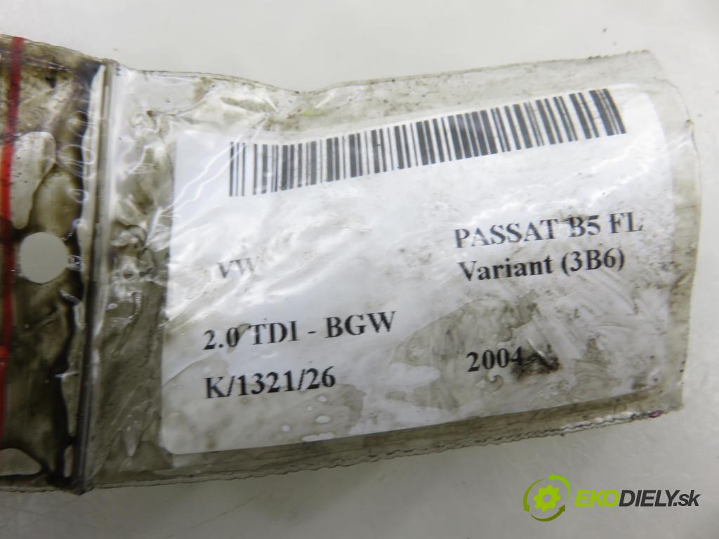 VW PASSAT B5.5 Variant (3B6) KOMBI 2004 100,00 2.0 TDI - BGW 1968,00 vstříkovač 038130073BC ; 0414720222 (Vstřikovač paliva)