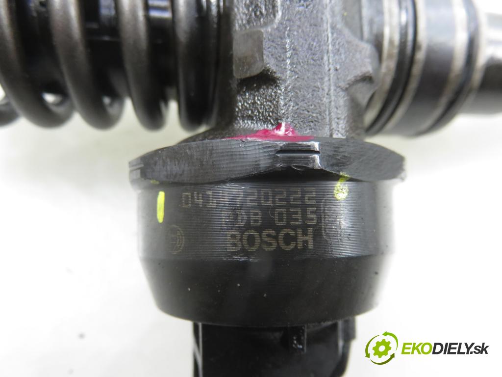 VW PASSAT B5.5 Variant (3B6) KOMBI 2004 100,00 2.0 TDI - BGW 1968,00 vstříkovač 038130073BC ; 0414720222 (Vstřikovač paliva)