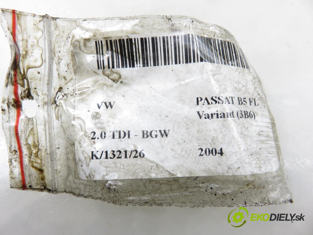 VW PASSAT B5.5 Variant (3B6) KOMBI 2004 100,00 2.0 TDI - BGW 1968,00 vstříkovač 038130073BC ; 0414720222 (Vstřikovač paliva)