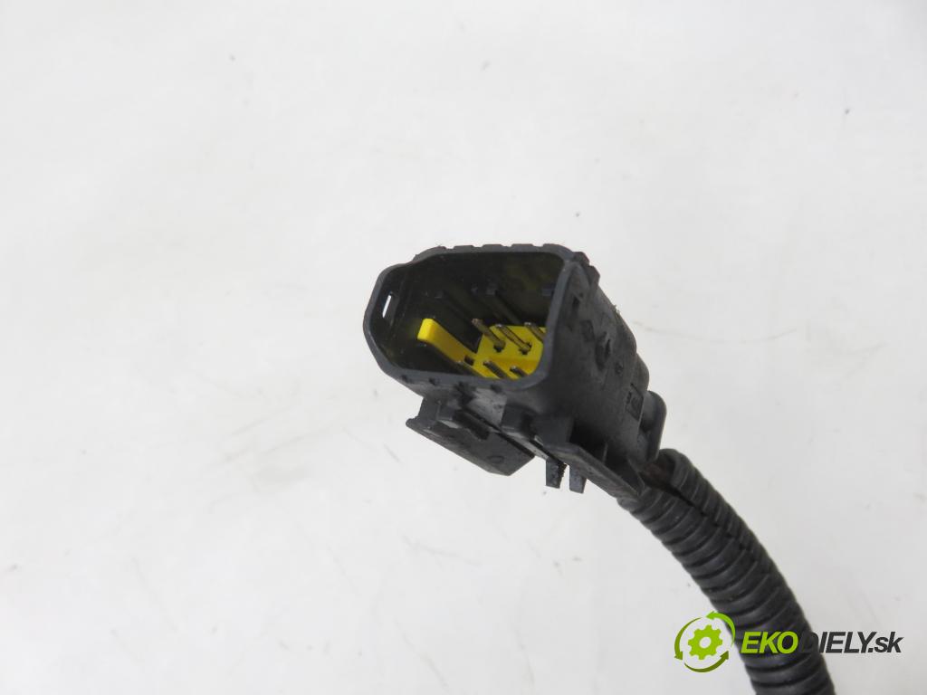 RENAULT MEGANE II (BM0/1_, CM0/1_) HB 2007 82,00 1.6 16V - K4M 812 1598,00 Lišta vstrekovacia H132259 ; ITGDC9 ; 8200135504 (Vstrekovacia lišta)