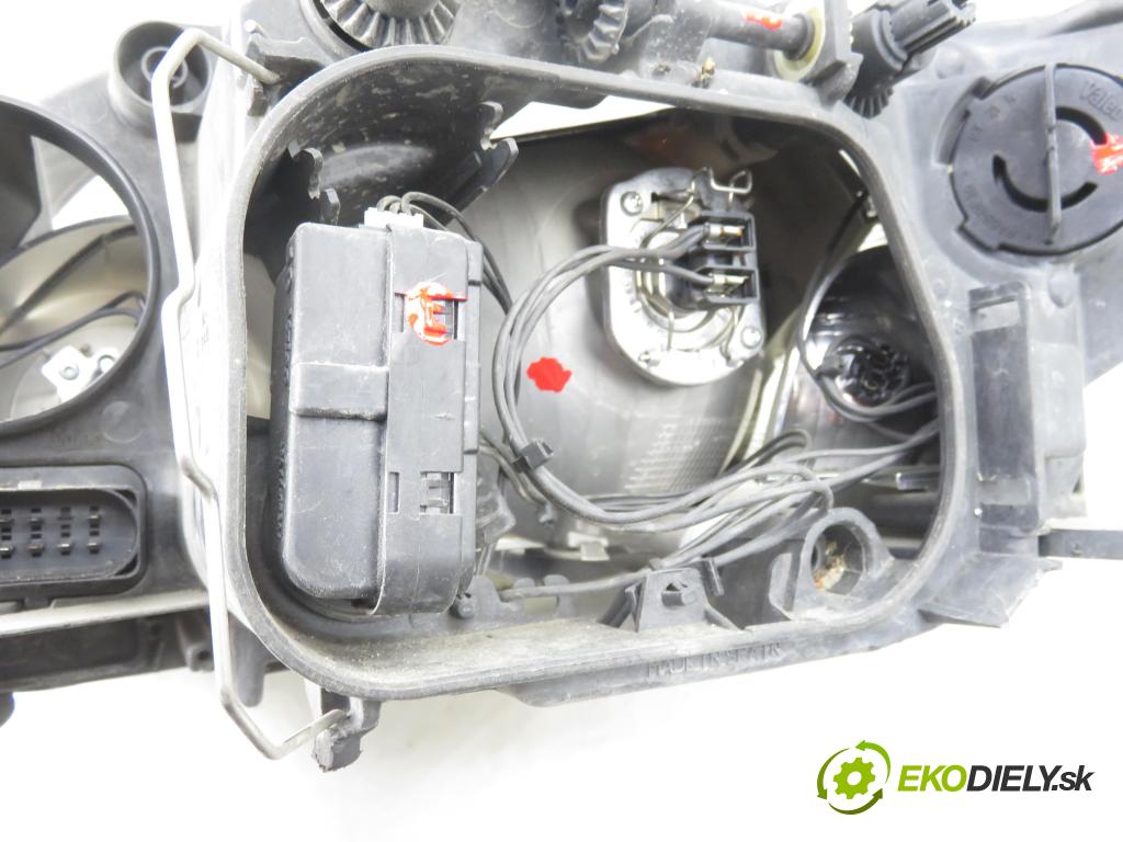 SEAT EXEO (3R2) SEDAN 2010 105,00 2.0 TDI - CAGA 1968,00 Svetlo PP 3R1941006E ; 89320141