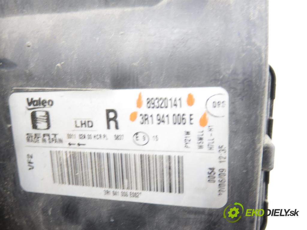 SEAT EXEO (3R2) SEDAN 2010 105,00 2.0 TDI - CAGA 1968,00 Svetlo PP 3R1941006E ; 89320141