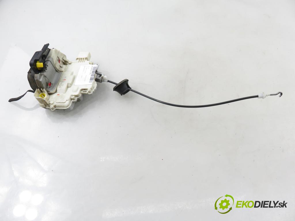 SEAT EXEO (3R2) SEDAN 2010 105,00 2.0 TDI CR 143 - CAGA 1968,00 zámok 8E1837015AB