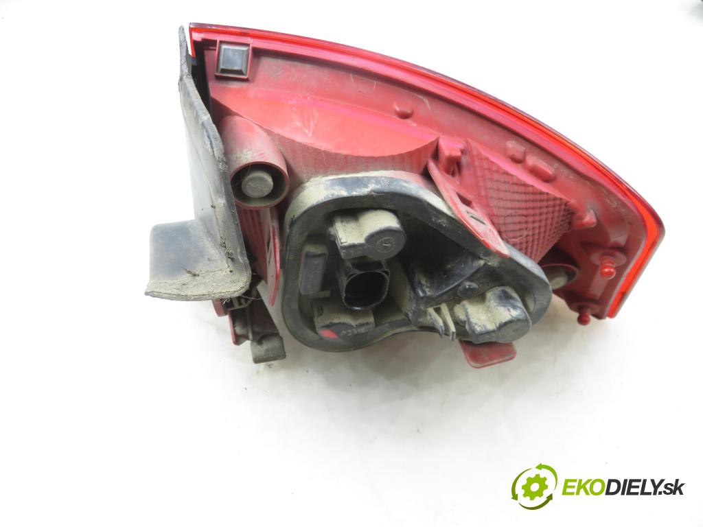 SEAT EXEO (3R2) SEDAN 2010 105,00 2.0 TDI - CAGA 1968,00 Svetlo ľavé zadné 89320211