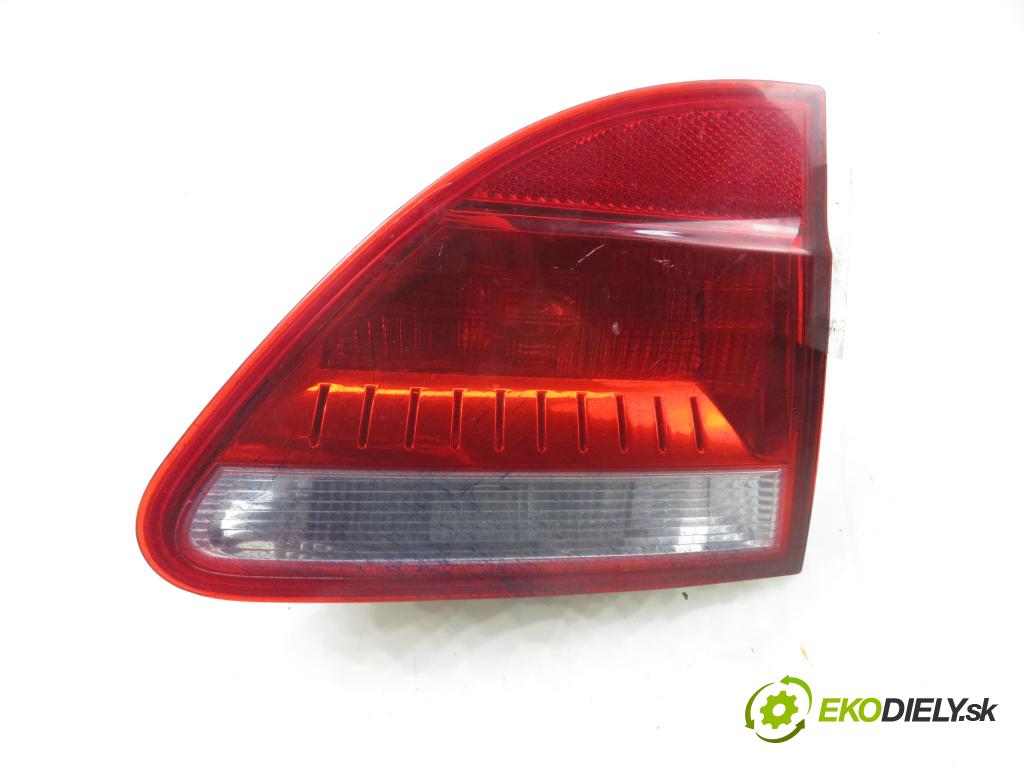 SEAT EXEO (3R2) SEDAN 2010 105,00 2.0 TDI - CAGA 1968,00 světlo levé zadní kufr 89320231